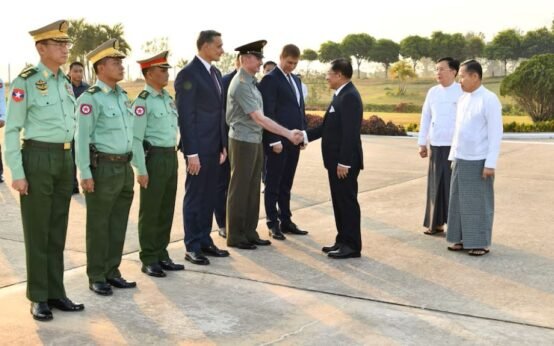 Myanmar's head military government travels to Russia