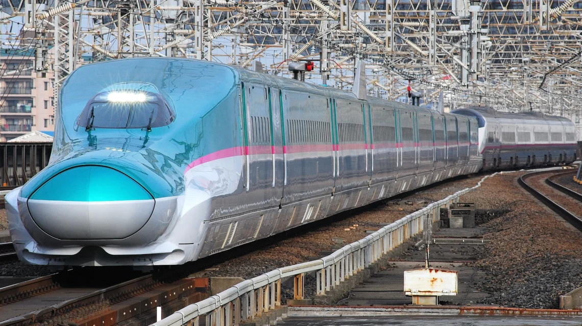 Japan Gifts Two Shinkansen Bullet Trains to India