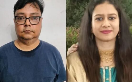 Man kills his wife with a hammer in Noida, India