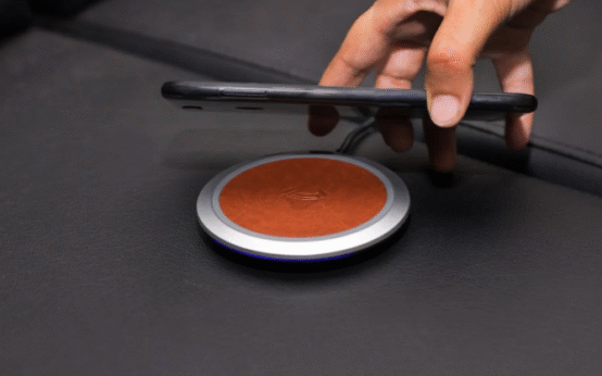 Best Wireless Charging Pads for iPhone 2025
