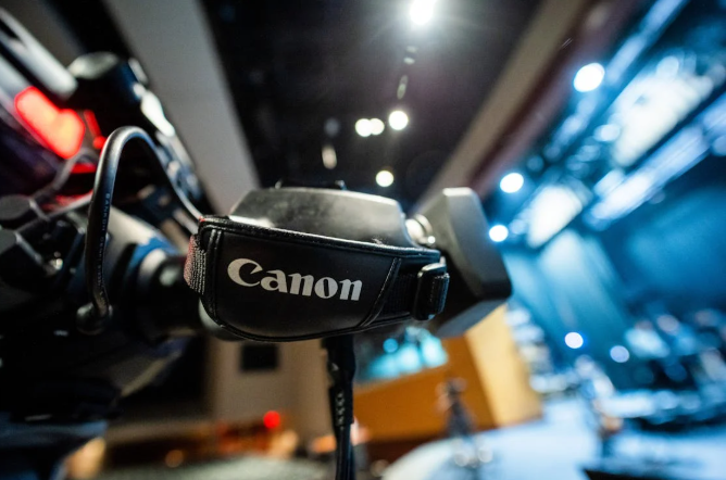 Top Portable Projectors 2025 for Business Presentation