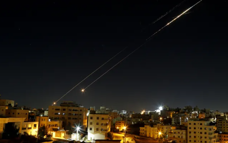 Iran Launches Missiles as Israel Prepares Public for Long Conflict