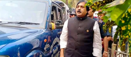 Stone Thrown at Judge Who Cleared Aftab Alam in Courtroom