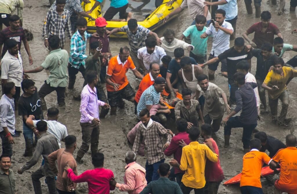How Are Political Leaders Reacting to the Disaster?