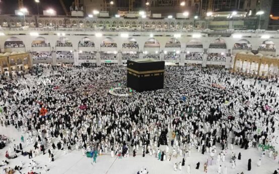 40,000 Pakistani pilgrims missing, govt launches crackdown