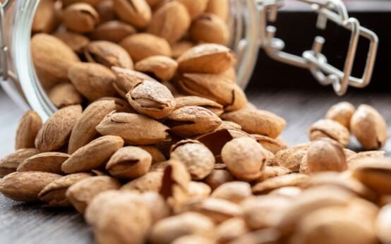 5 Health Benefits of Almonds Everyone Should Know