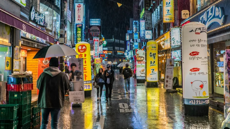 Investors turn to South Korea’s life insurers for growth