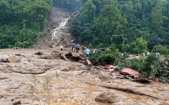 Heavy Rains in Himachal Pradesh Leave Dozens Dead