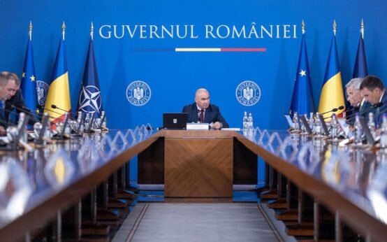 Romania's FM announces new reforms to boost revenues