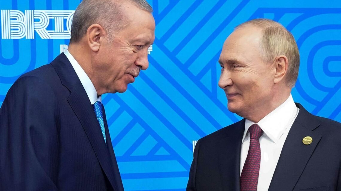 Erdogan backs inclusive peace talks on Ukraine in call with Putin