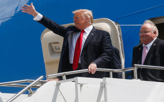 Trump Fires IRS Chief Billy Long After Less Than Two Months