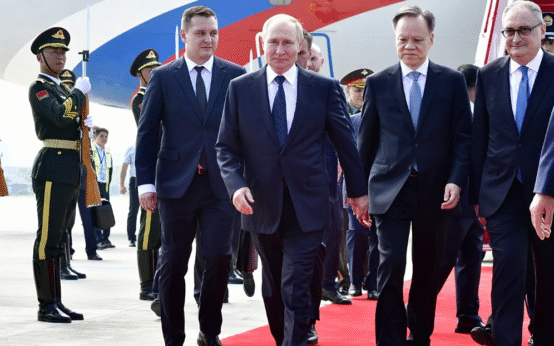 Putin Arrives in Tianjin for SCO Summit