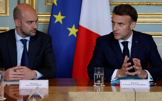 France Ends Visa-Free Travel for Algerian Diplomats