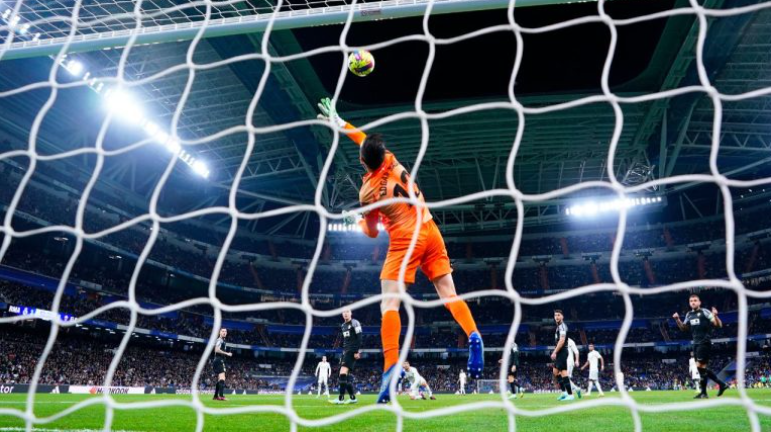 Elche fight back with late equalizer elche real betis laliga