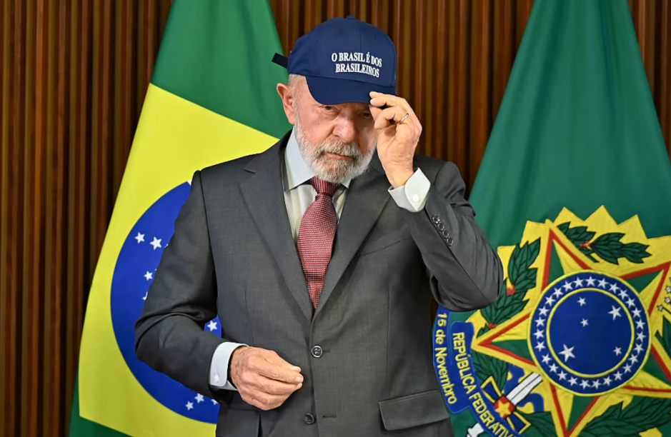 Trial focuses on coup plot and obstruction charges Brazil Bolsonaro flight risk