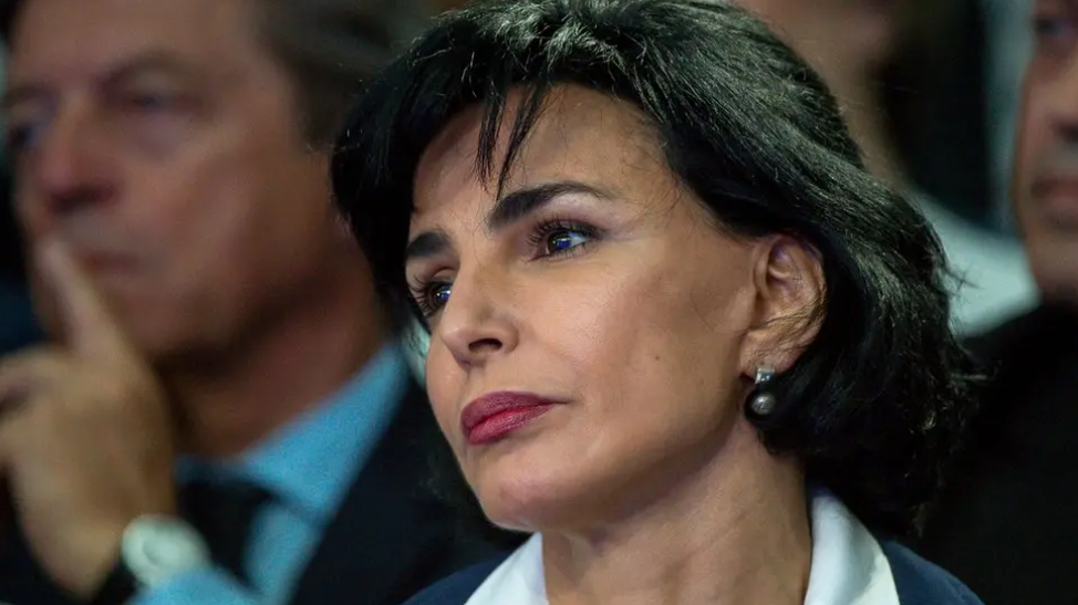 Dati’s Political Career and Rise Through French Politics