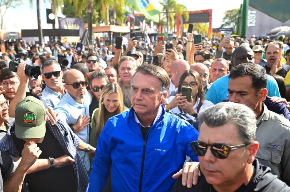 Brazil’s Supreme Court Puts Bolsonaro Under House Arrest