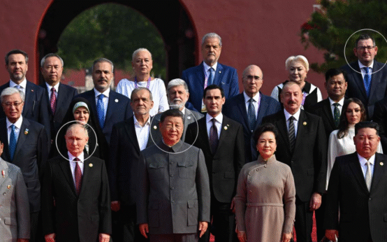 President Xi Jinping greets Dan Andrews in China