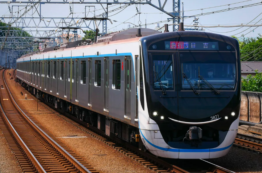 Resource-scarce Japan gets more trains running on renewables