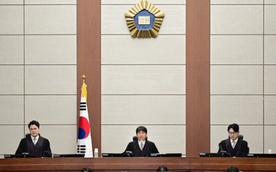 Former President Yoon Suk-yeol Absent for 10th Trial Session