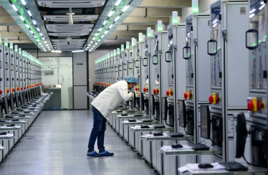 Lab-Grown Diamonds Threaten Southern Africa’s Economies