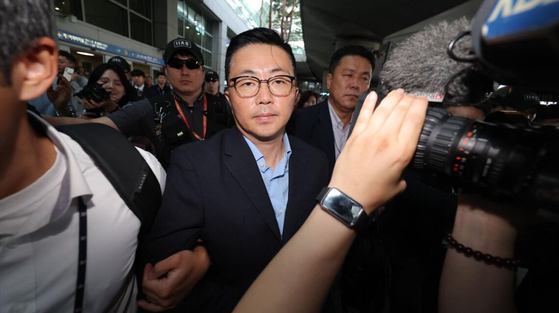 Special counsel arrests 13, 9 unrelated to Kim Keon-hee