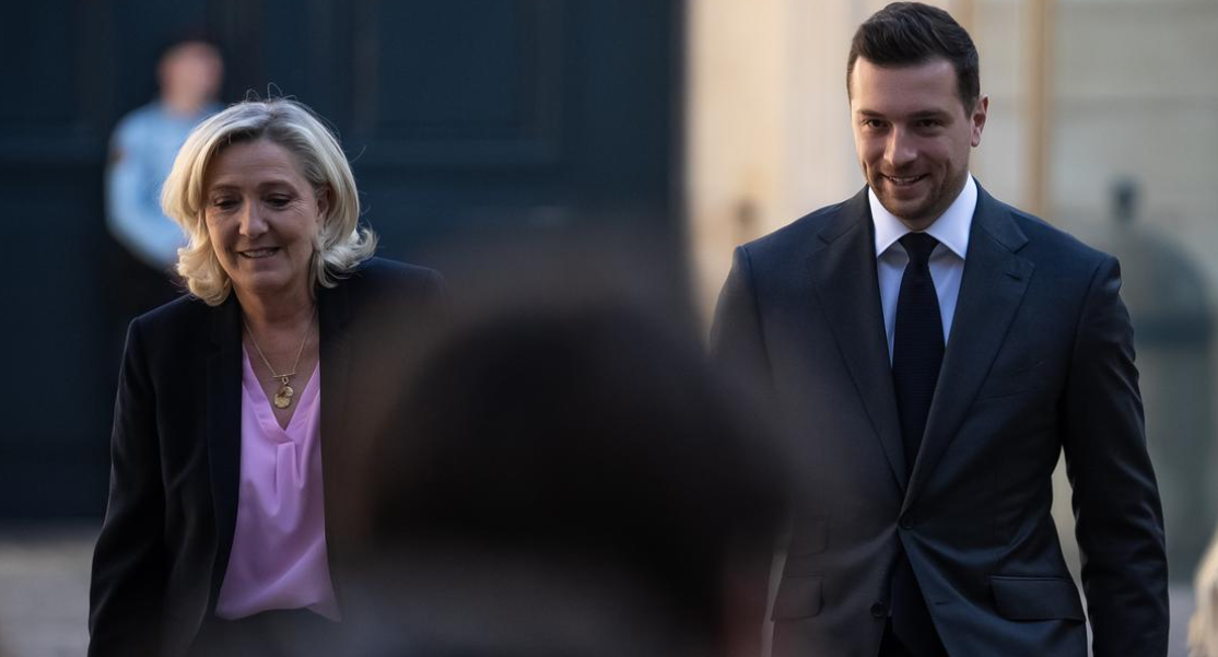 Could France’s Economic Turmoil Spark a Eurozone Debt Crisis?