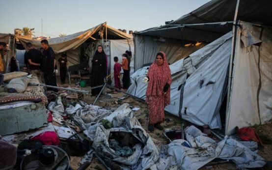 Israeli strikes kill 91 in Gaza Trump says ceasefire unthreatened