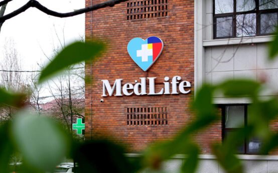 MedLife Reports Higher Turnover but Warns of Exchange Rate Pressure