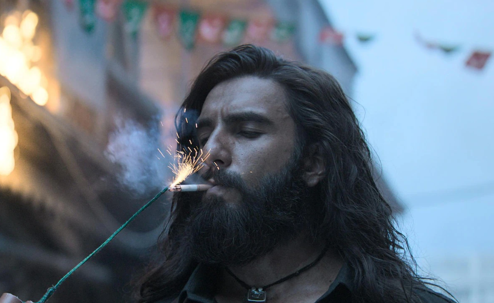 Ranveer Singh's Dhurandhar has duration of over 3 hours. Check out exact runtime