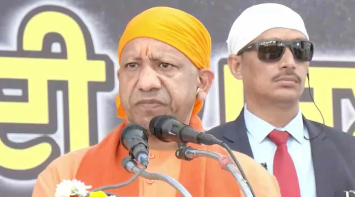 Yogi Adityanath Warns of Mughal “Islamisation”, Praises Sikh Gurus for Historic Resistance