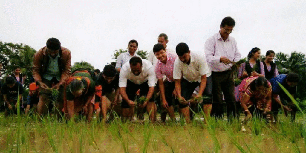 Students Blend Education with Hands-On Agricultural Experience