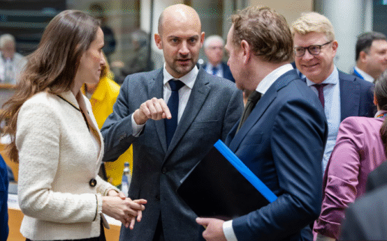 U.S. Peace Plan for Ukraine Called Capitulation as It Demands Major Concessions