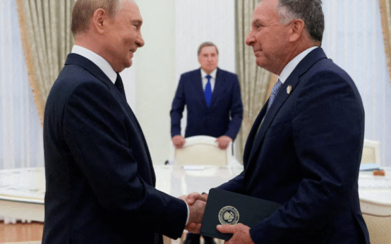 Leaked Call Shows U.S. Envoy Advising Kremlin on Ukraine Peace Pitch Trump Backs Him