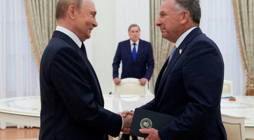 Leaked Call Shows U.S. Envoy Advising Kremlin on Ukraine Peace Pitch Trump Backs Him