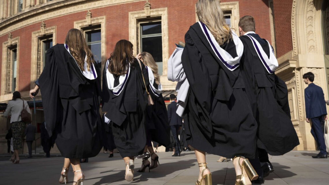 European Countries Allowing International Students to Work While Studying