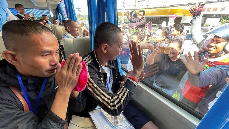 Thailand Releases 18 Cambodian Soldiers Held Since July Amid Border Ceasefire