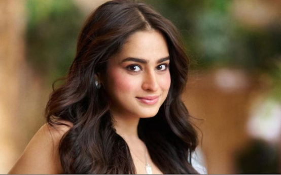 Ayesha Khan Reveals Industry Pressure to Change Her Appearance ‘I Was Told to Fix My Nose and Teeth’