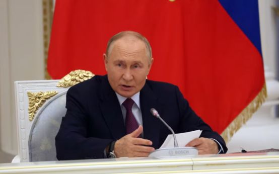 Defence Chief Warns of Growing Threat from Putin