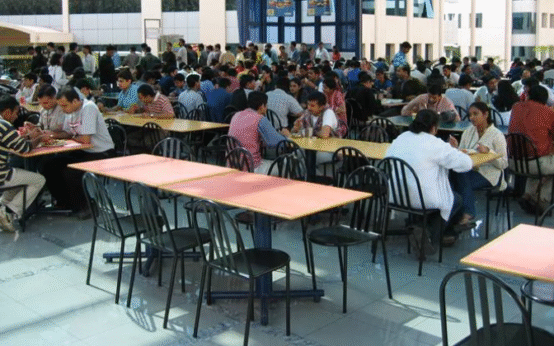 Student’s mess‑tour video at IIT Bombay sparks conversation on food, culture and campus life