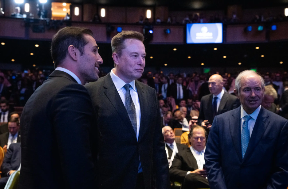 Elon Musk Calls for Abolition of European Union, Sparks Political Backlash Across Europe