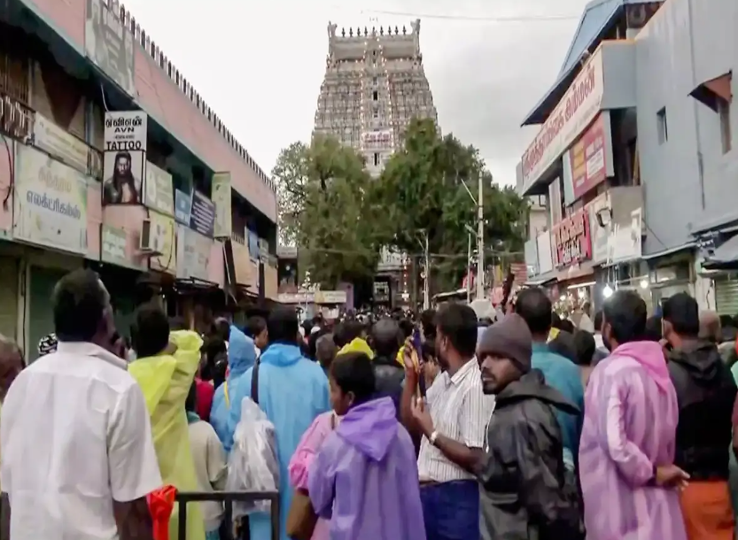 Tamil Nadu Temple Dargah Dispute Erupts in Madurai Over Lighting of Century-Old Lamp
